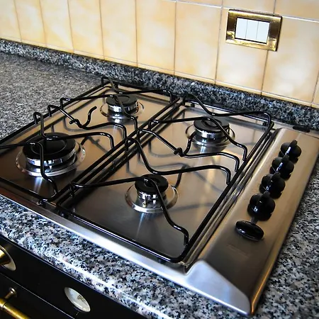 Ca' Petrona Apartman *